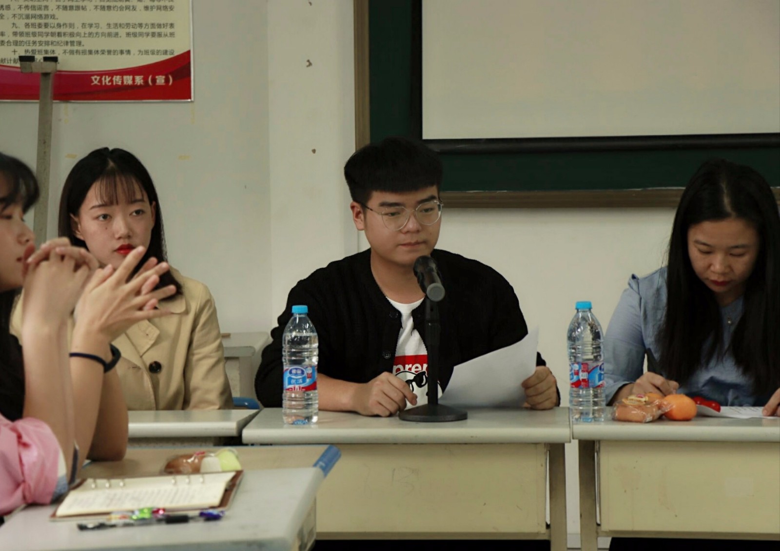 学生个人6前任主席.jpg 学生个人6前任主席.jpg