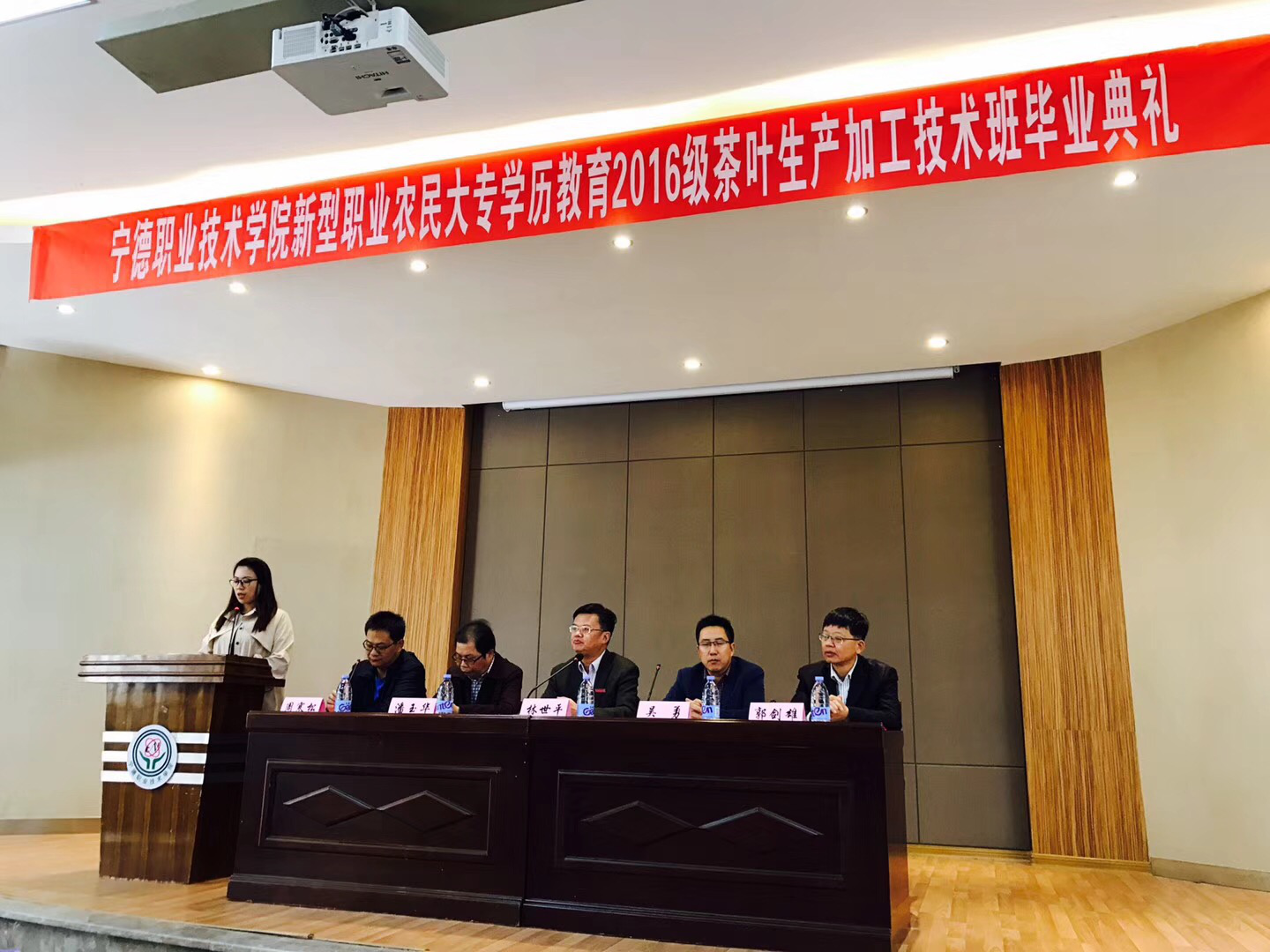 QQ图片20181102161006.png QQ图片20181102161006.png
