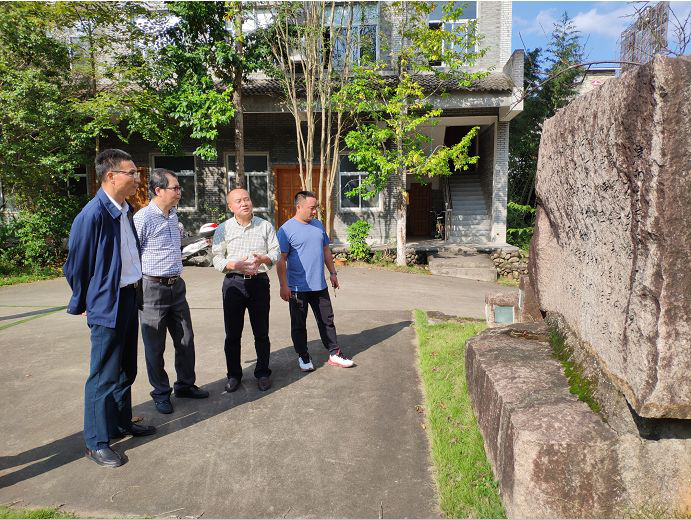 校党委书记林浩云一行赴武夷山市走访调研与校友座谈11.png