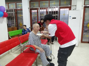 志愿者服务_敬老爱老501.png