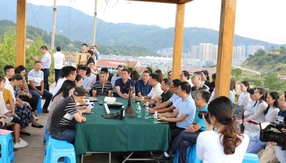 20191016文化传媒系党日活动2.jpg