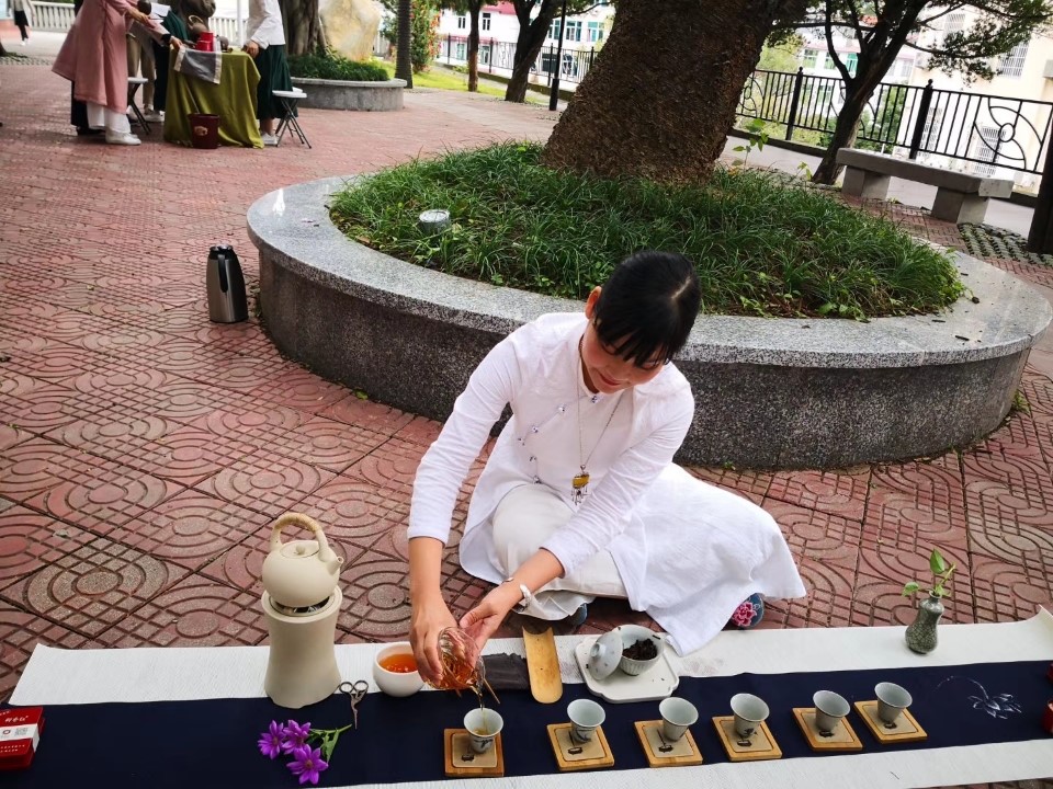 图21 校园饮茶日.jpg 图21 校园饮茶日.jpg