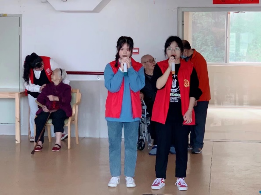 红马褂1234.png