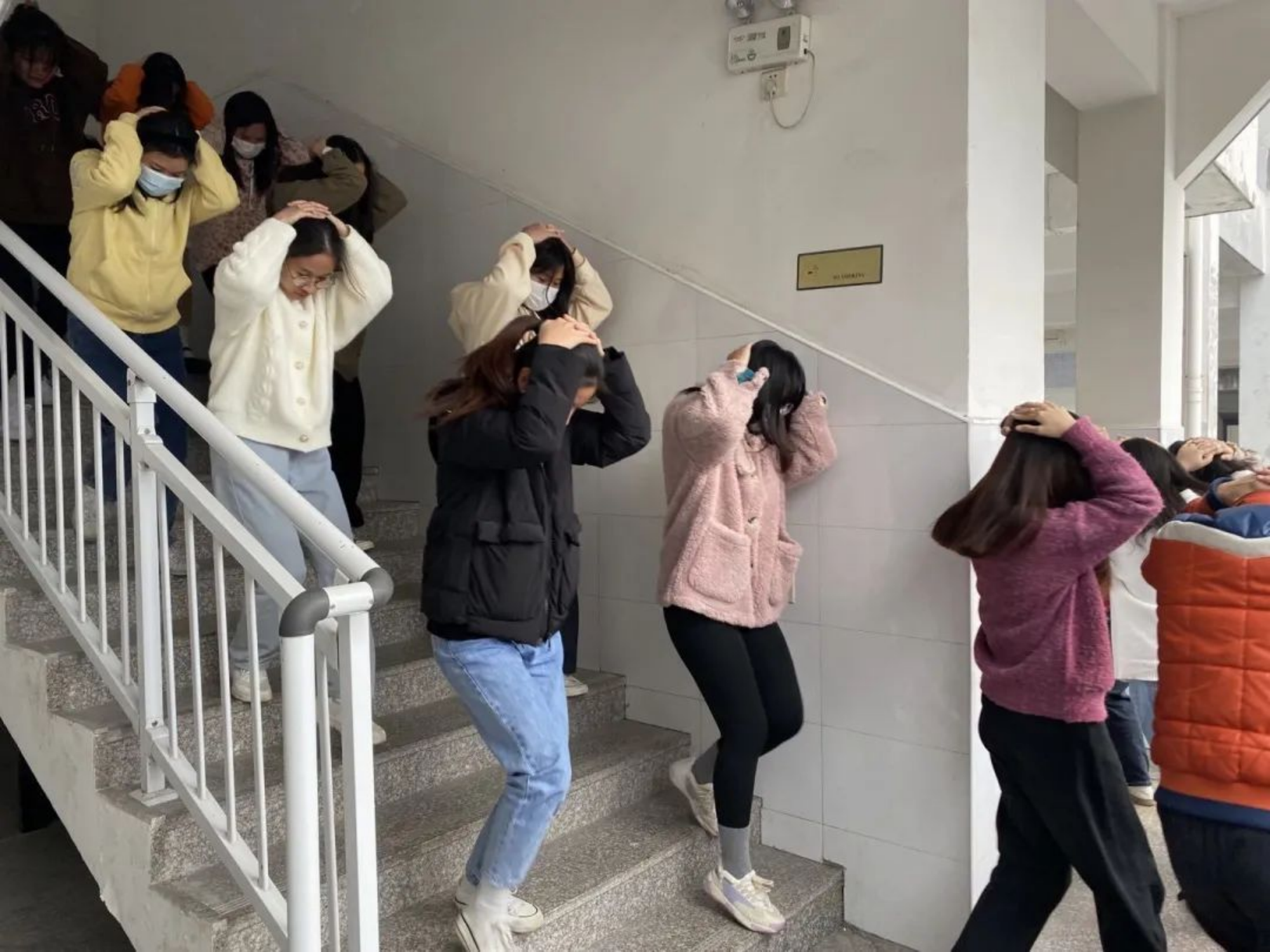 具体视频寻自青春宁职公众号80_副本.png