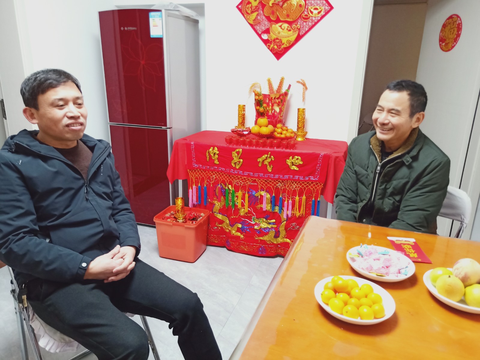 黄副校长慰问.jpg 黄副校长慰问.jpg