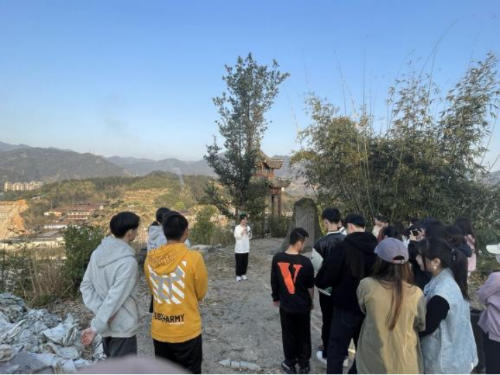 志愿宁职 三月春风暖人心，雷锋精神伴我行192.png
