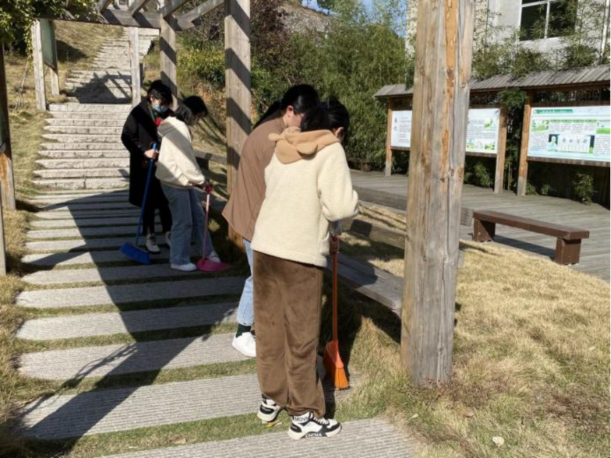 志愿宁职 三月春风暖人心,雷锋精神伴我行6586.png 志愿宁职 三月春风暖人心,雷锋精神伴我行6586.png
