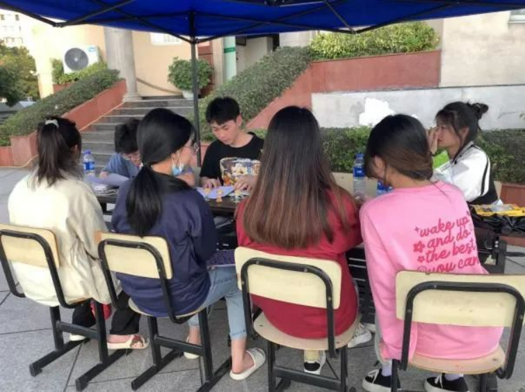 志愿宁职 三月春风暖人心，雷锋精神伴我行913.png