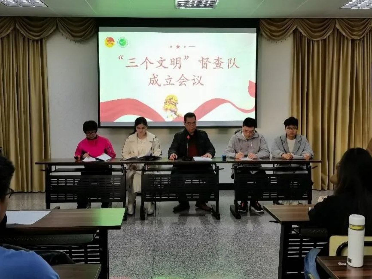 为了更好地做好校园文明工作129_副本.png