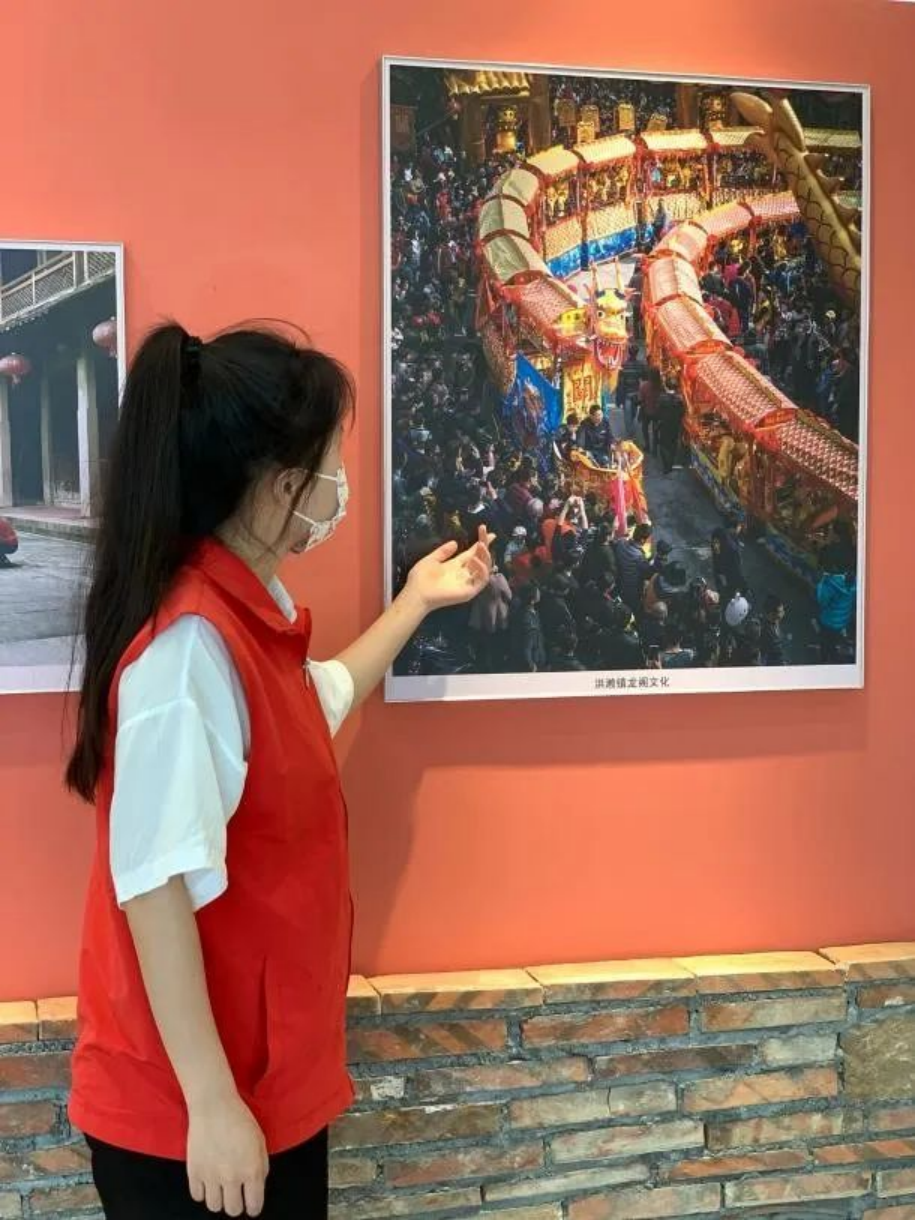 奋斗是青春最亮丽的底色927_副本.png
