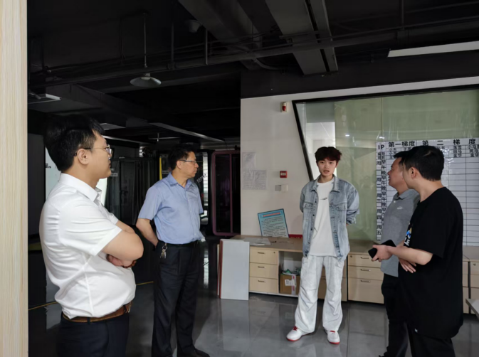 屏幕截图 2025-04-24 173028.png