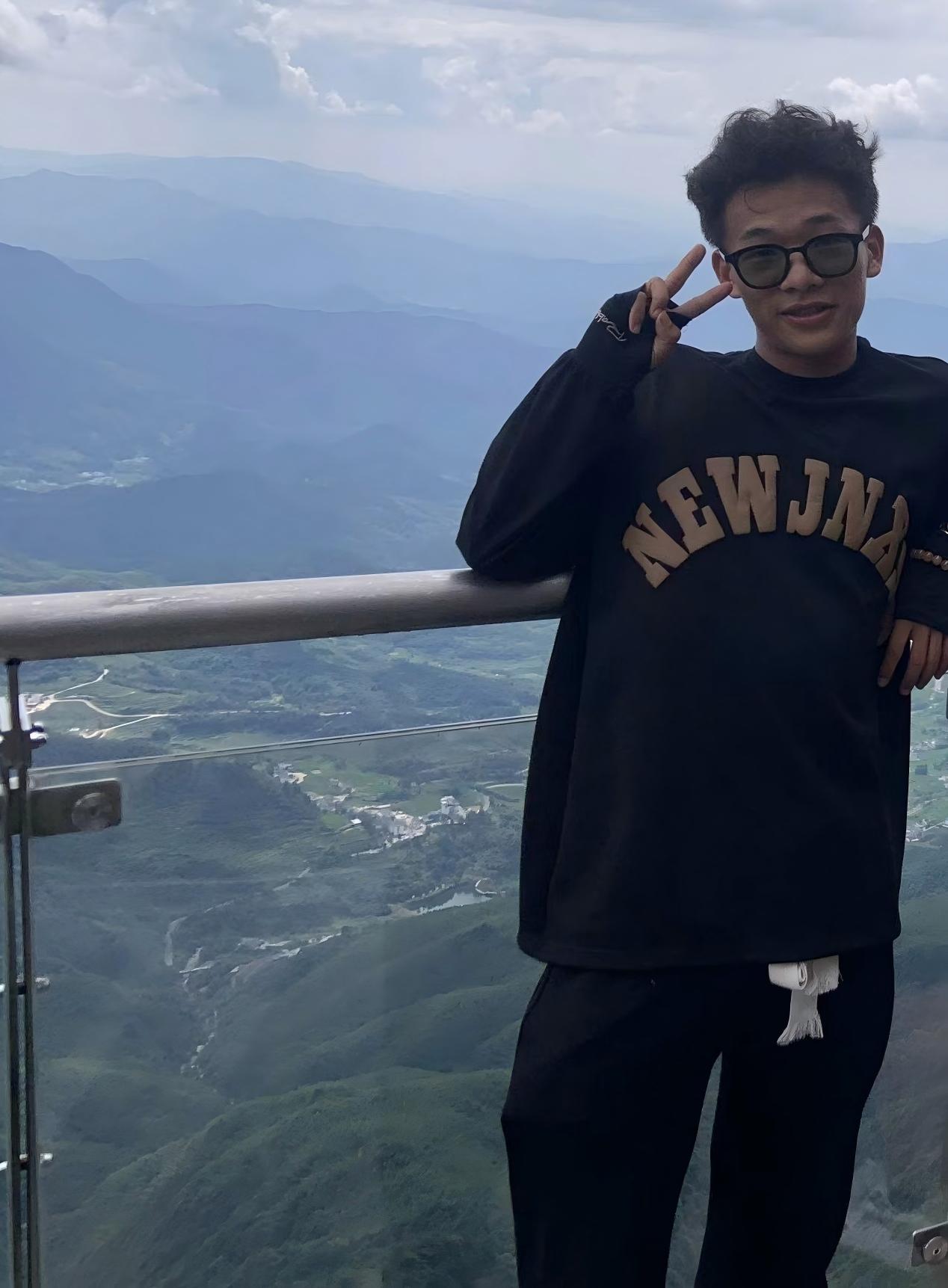 WPS图片(1).jpg WPS图片(1).jpg