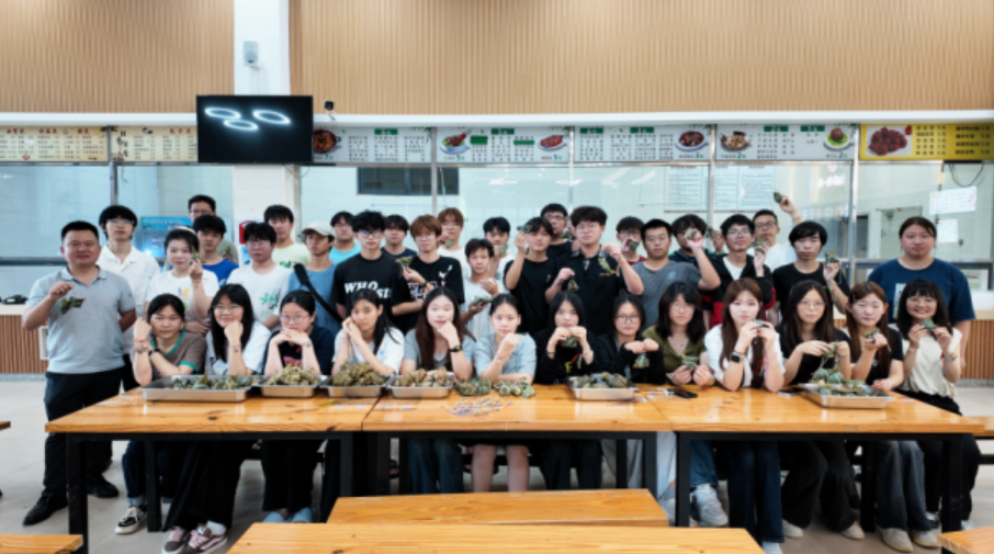 屏幕截图 2026-06-18 131521.png 屏幕截图 2026-06-18 131521.png